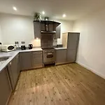 Stylish 2 Bedroom City Escape